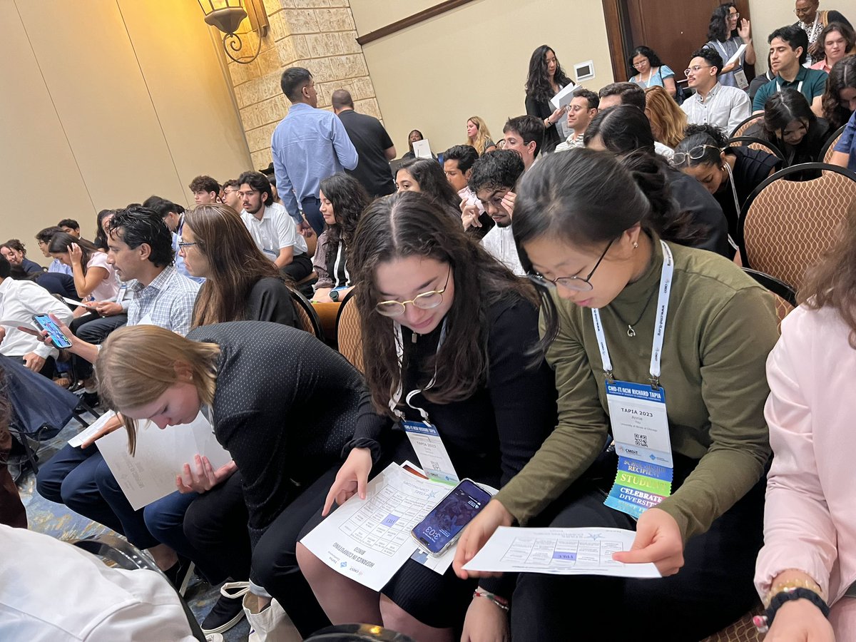 cmdit's tweet photo. .@HispanicsInComp started officially at TAPIA in 2011 over time this has been a group effort to create space for Latinos in computing.

A key component of the community is the list serve that publishes opportunities for the community! 

#tapiaconference https://t.co/N4BVPMAnDF
