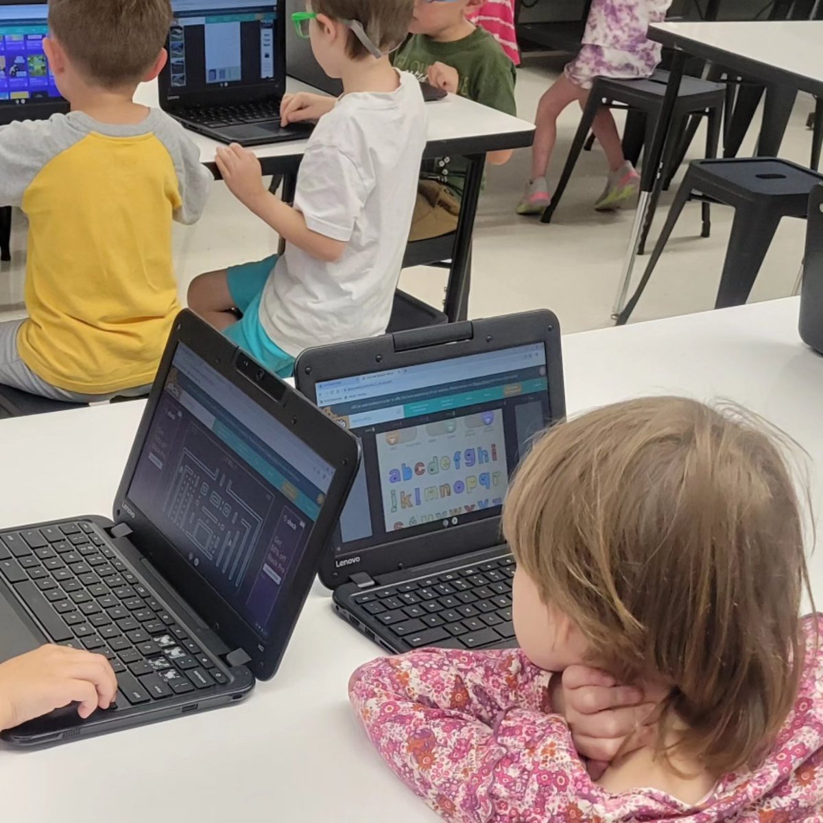 We had a great week in eLab! Fifth grade created our solar system and classified celestial objects. Our Kindergarten friends became Chromebook experts by learning basic computer skills, such as switching tabs and typing. 

#vwelabs 
#GlowforgeEDU