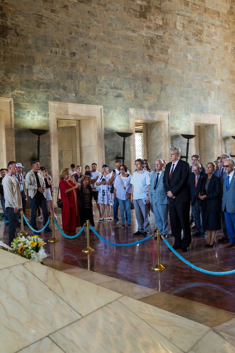 orsanoymen1965's tweet image. Bugün, CHP Genel Başkan Aday Adayı olduğumu açıklamadan önce, Türkiye Cumhuriyeti’nin ve Cumhuriyet Halk Partisi’nin kurucusu ve CHP’nin ilk Genel Başkanı Mustafa Kemal Atatürk’ü Anıtkabir’de ziyaret ettim.♥️🇹🇷