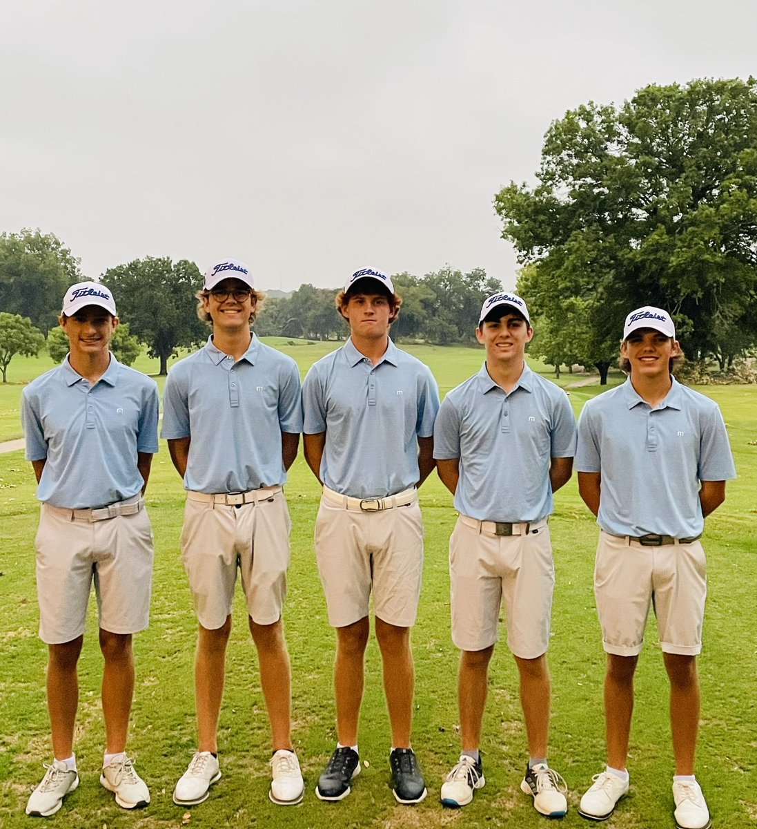 BNHSgolf's tweet image. 299 from the Bobcat boys today in the 1st rd of the Bart Granger Memorial. 

Aaron 69
Cooper 71
Tyler 85
Jacob 75
Austin 84

Back at it tomorrow morning at 7:30.