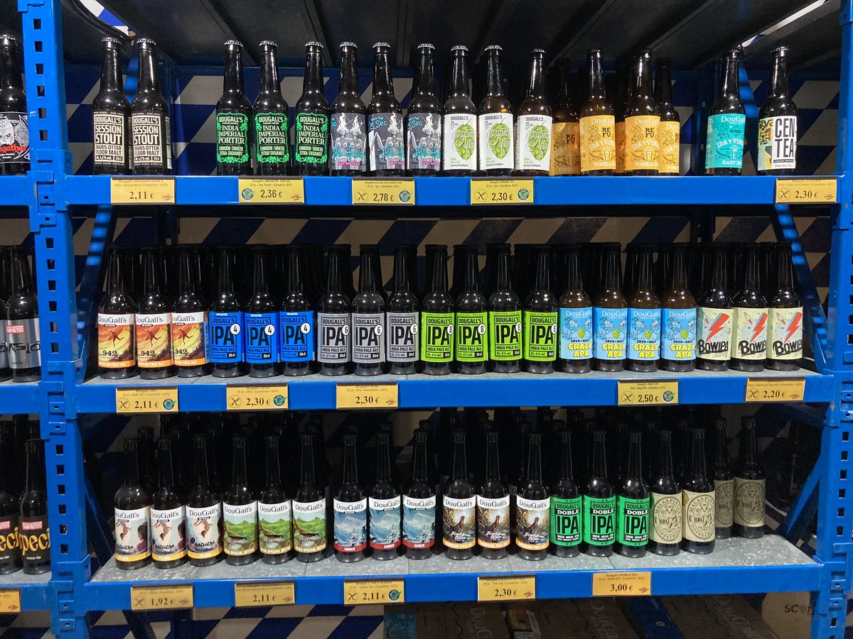 Rubengzamora's tweet photo. De compras en @BeerMarketVa , cómo no @CervezaDougalls , mi sección favorita 🤩 https://t.co/ljGZTSN0um