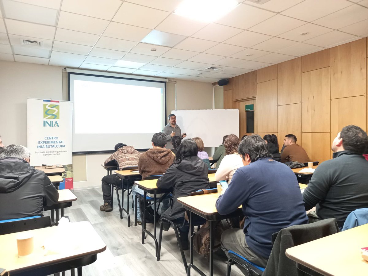 Se termina la semana, con pedagógica actividad de capacitación en curso de gestión hídrica, dirigido a asesores técnicos de la provincia de #Chiloé. <a href="/MinagriCL/">Ministerio de Agricultura de Chile 🇨🇱</a> <a href="/INDAP_Chile/">INDAP_Chile</a> <a href="/IndapLosLagos/">Indap Los Lagos</a> <a href="/inia_remehue/">INIA Remehue</a> <a href="/iniachile/">INIA Chile</a> <a href="/MinagriLosLagos/">Minagri Los Lagos</a>