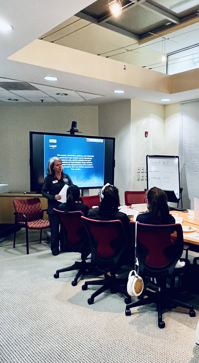 WhereIsYasmin's tweet photo. Thank you to my endoscopy #MedEd colleagues @Cookgastro for welcoming me to their #fellows #cookvista GI 🩸 course #GItwitter #Cookgastro love seeing the different #models #sims in action! https://t.co/rKNPoWx5eN
