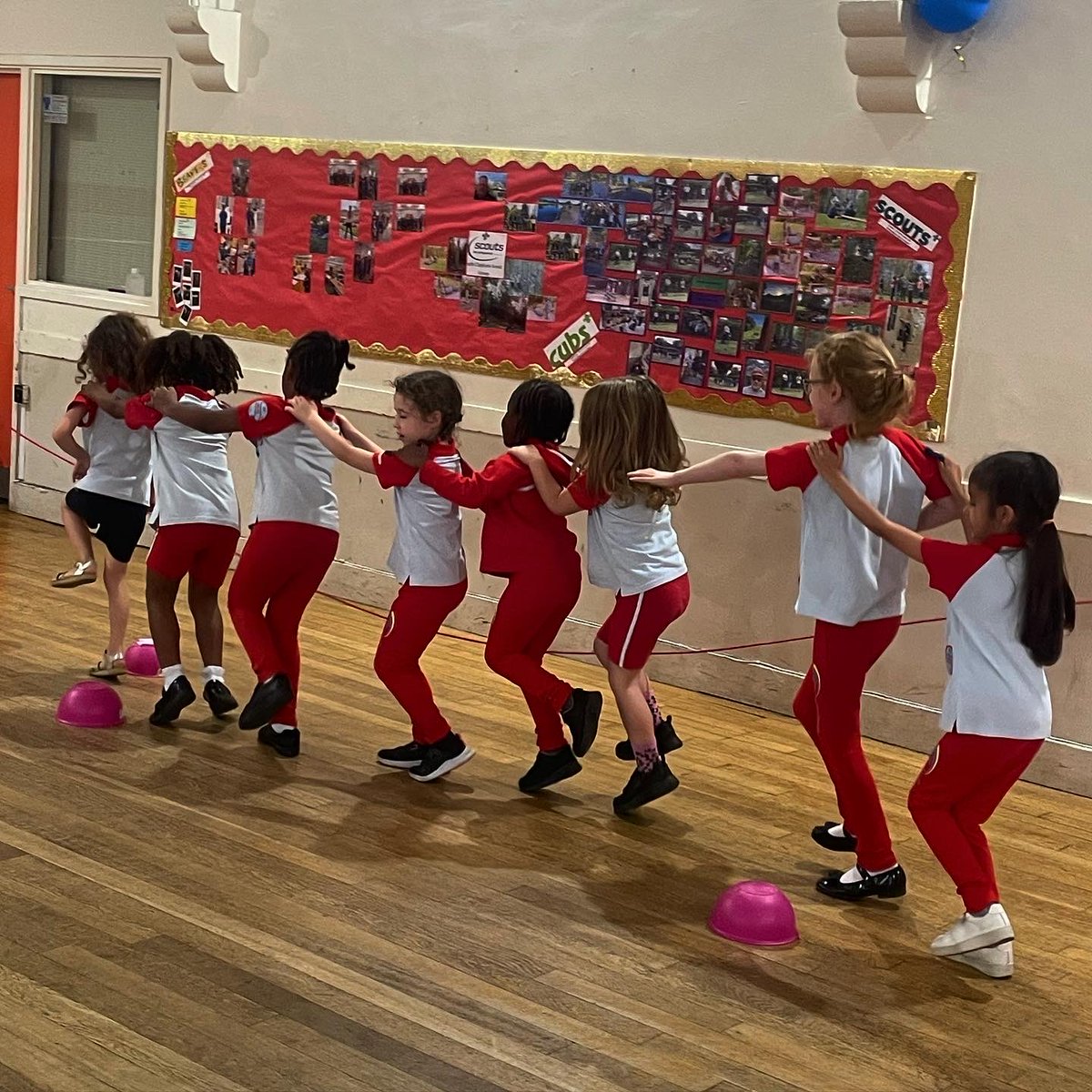 6th Clapham Guides tweet media