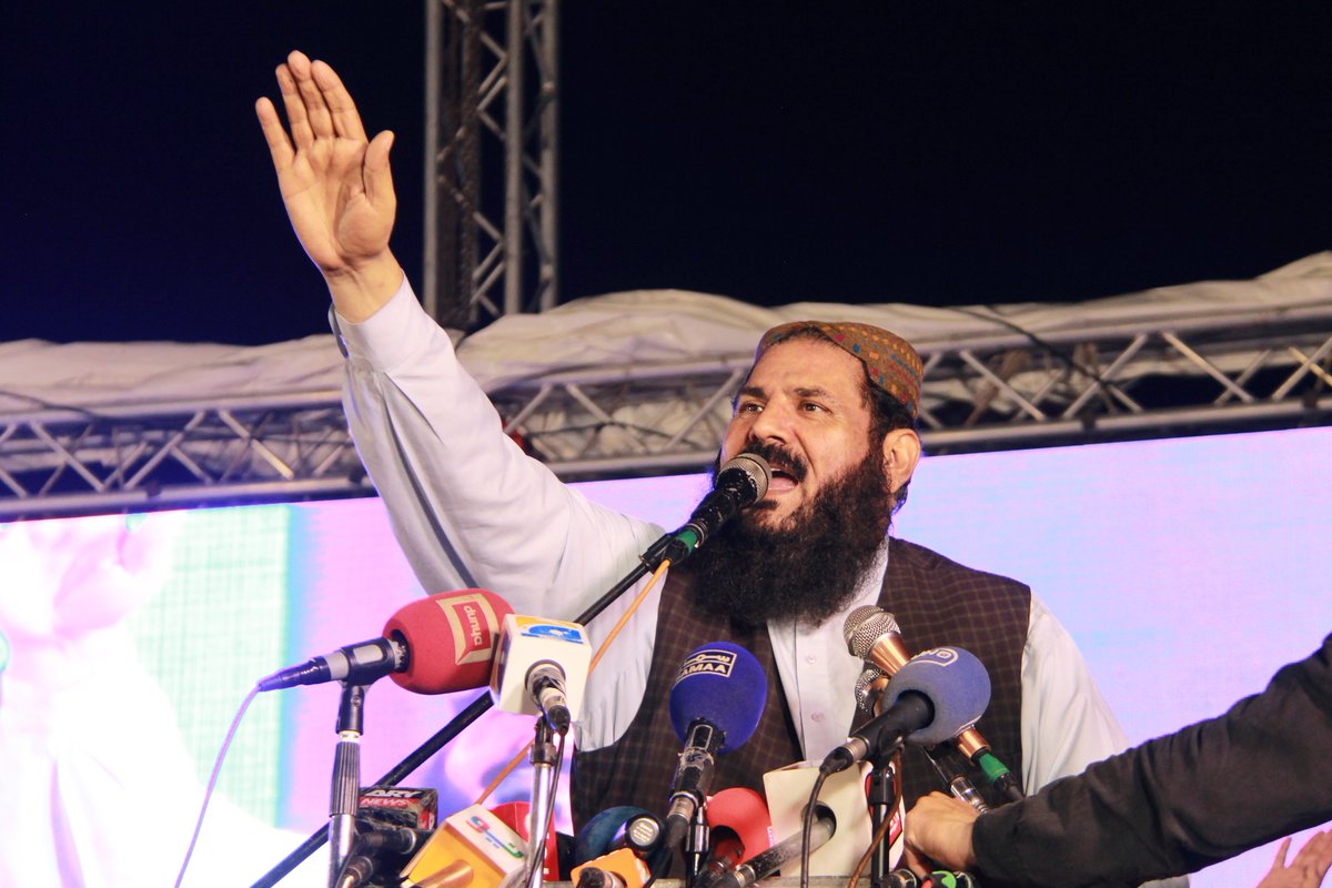 JIPOfficial's tweet photo. فیصل آباد: امیر جماعت اسلامی پنجاب (وسطی) محمد جاوید قصوری پیٹرول ڈیزل کی قیمت اور بجلی کے بلوں میں ظالمانہ اضافے اور جان لیوا مہنگائی کے خلاف گھنٹہ گھر چوک میں گرینڈ یوتھ کنونشن سے خطاب کر رہے ہیں۔
#JIPowerShow_Fsd https://t.co/paiddjjOZ3