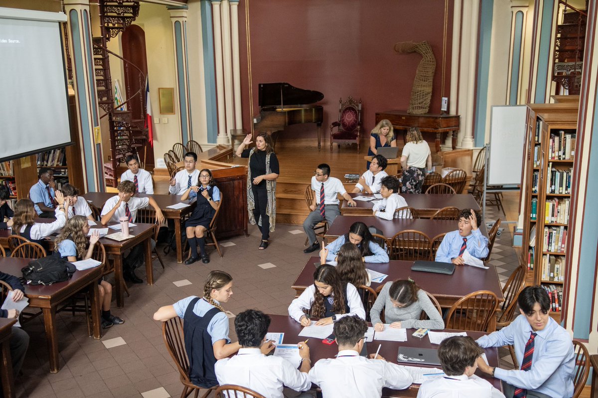 kingsedgehill's tweet photo. Week two of the 2023-24 academic year is in the books!
Read all about it here: https://t.co/IaWI1wH1Ei.
#kesstudentlife #highlanders #welcometothefold #bemore https://t.co/YyXNlc9Pfg
