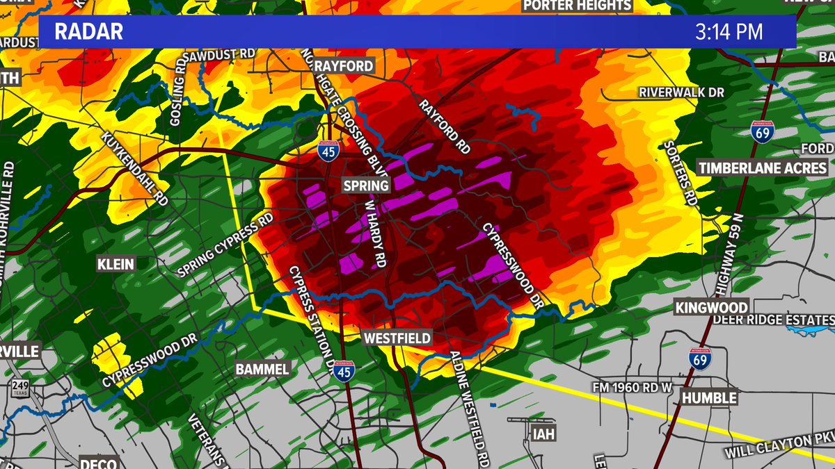 DavidPaulKHOU's tweet photo. Severe Thunderstorm Warning for this storm in the Spring area. This one could produce large hail and wind gust 60+ mph. #khou11 #houston #weather https://t.co/lLsQyRRyxz
