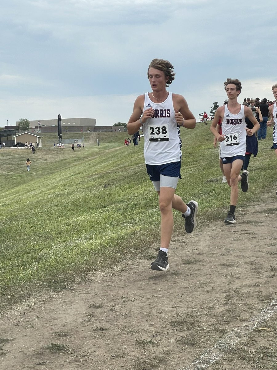 rrgoracke's tweet photo. Waverly XC Meet.  Boy JV. https://t.co/VFcyAglxB4