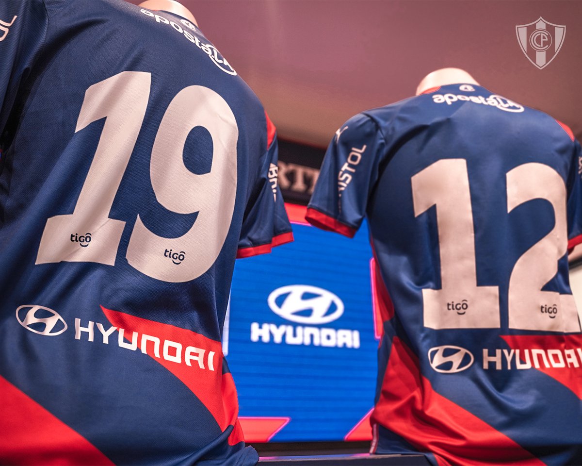 CCP1912oficial's tweet photo. ¡Bienvenida a Hyundai como Sponsor Oficial del Club Cerro Porteño y de la Fundación Club Cerro Porteño! 🚗🔵🔴 https://t.co/tRbyuF98vV