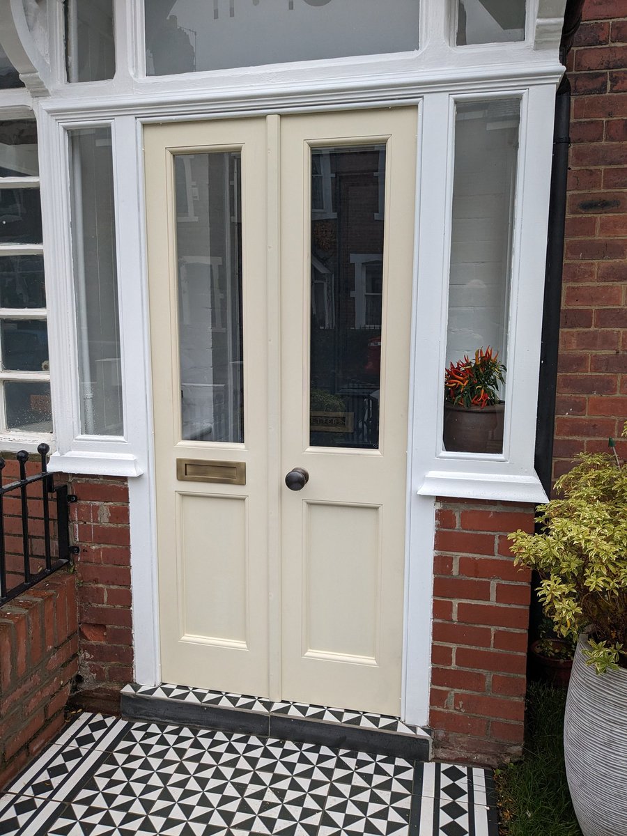 A nice pair of porch doors hung today in Gosforth. I like the antique brass ironmongery. <a href="/OchiltreeWindow/">Ochiltree joinery</a> <a href="/Guild_MasterC/">The Guild of Master Craftsmen</a> <a href="/IoCarpenters/">IOCarpenters</a>