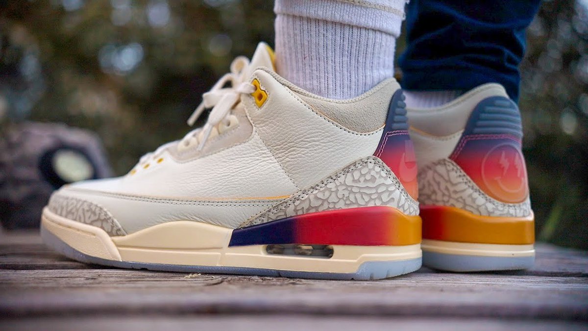 JustFreshKicks tweet media