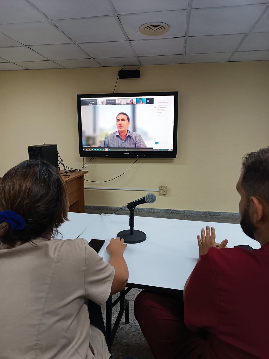 IPKCuba's tweet photo. Participan especialistas del #IPKCuba en actividad virtual, organizada por COVIRED y OPS. #CubaPorLaVida @MINSAPCuba @GeoPAlvarez @japortalmiranda @Yanarisloal @Castro_Marta_A @jorgitocamposd https://t.co/fasoNYt8Ho
