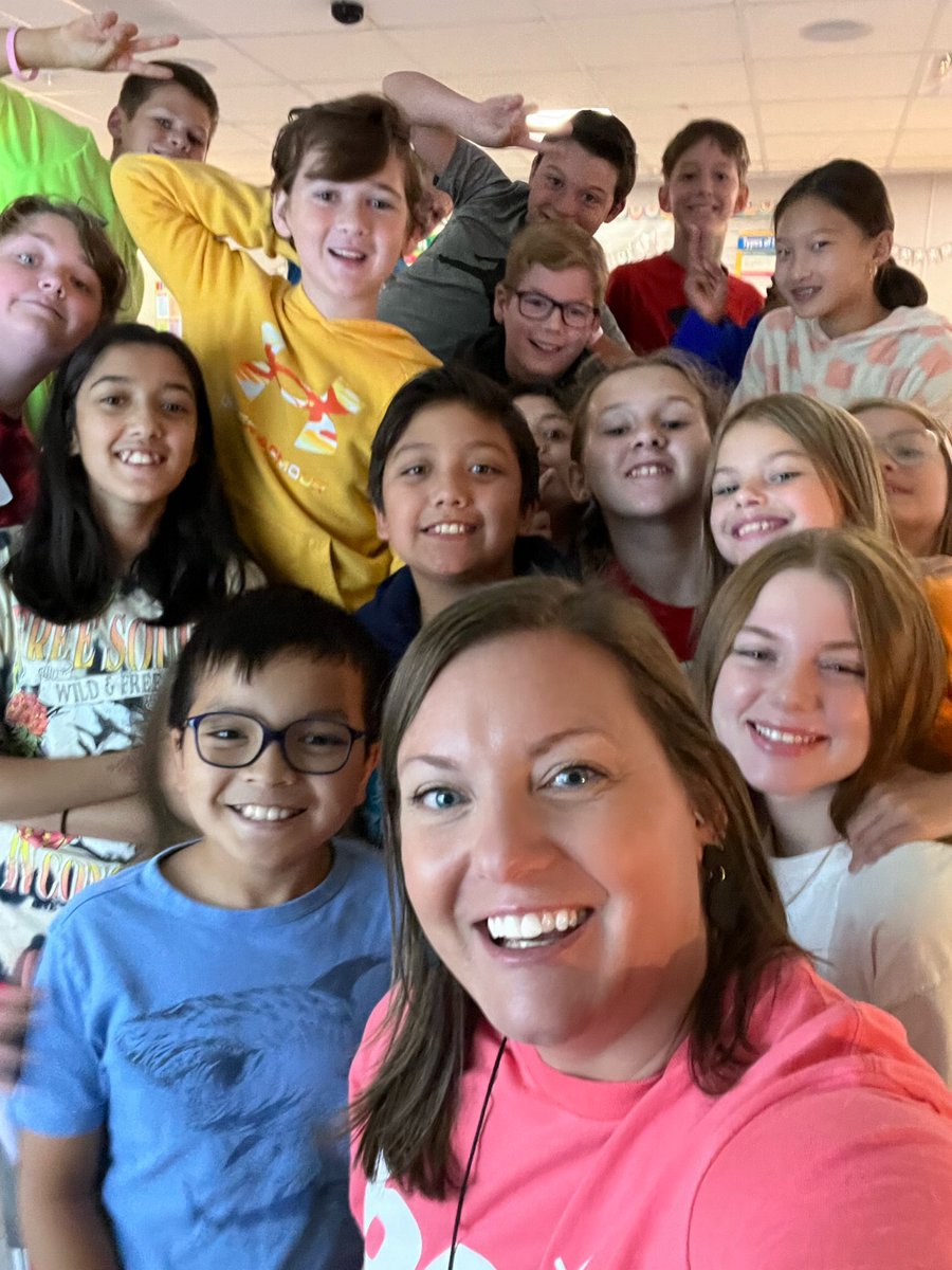 Sissi Shipley (@shipleysissi) on Twitter photo #ShipleySelfieFriday to end our fun kindness week & of course spending time with our <a href="/Marcus_HS/">Marcus High School</a> athlete, Kyla! We ❤️ Fridays! <a href="/BridlewoodES/">Bridlewood ES</a> #BESt #LISDBEKIND #BeTheONE #ONELISD #ShipleySelfieFriday to end our fun kindness week & of course spending time with our <a href="/Marcus_HS/">Marcus High School</a> athlete, Kyla! We ❤️ Fridays! <a href="/BridlewoodES/">Bridlewood ES</a> #BESt #LISDBEKIND #BeTheONE #ONELISD