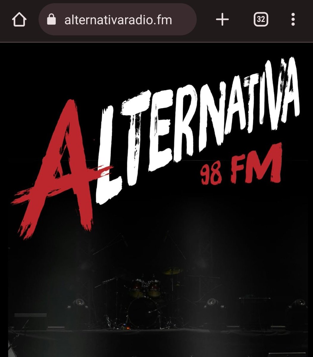 albertoviruete's tweet photo. Emoción me invade este 15 de septiembre al volver escuchar "al aire" al Gordito de la Radio @jrugerio fan desde hace muchos años #RadioFutura #BaseVarsovia #EnAlgunLugarDeLaRadio https://t.co/BnRN2xIQW7