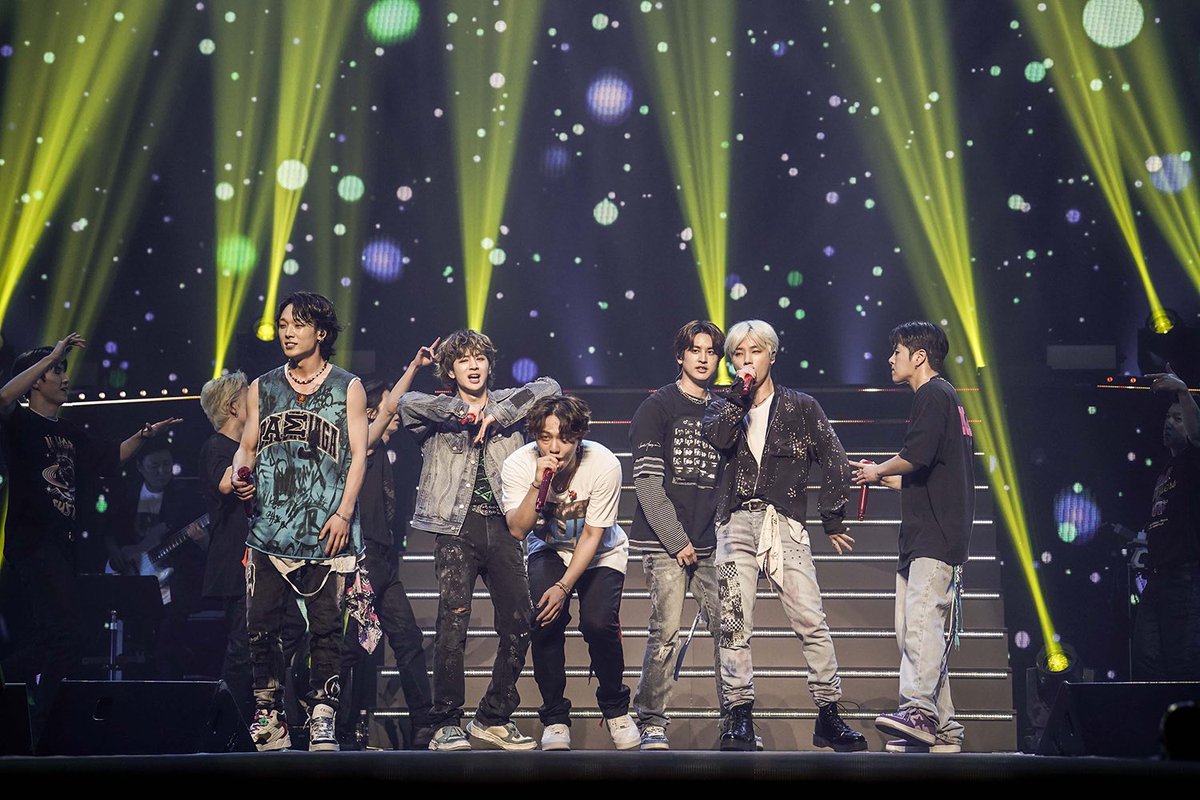 happy 8th anniversary my precious 6 🤍✨ thank you for all the memories, for all the joys n tears. be happy always as you guys deserve only good things in this cruel world. i love you and will always do! ♡♡

2920 DAYS WITH iKON
#WITHiKONF8REVER