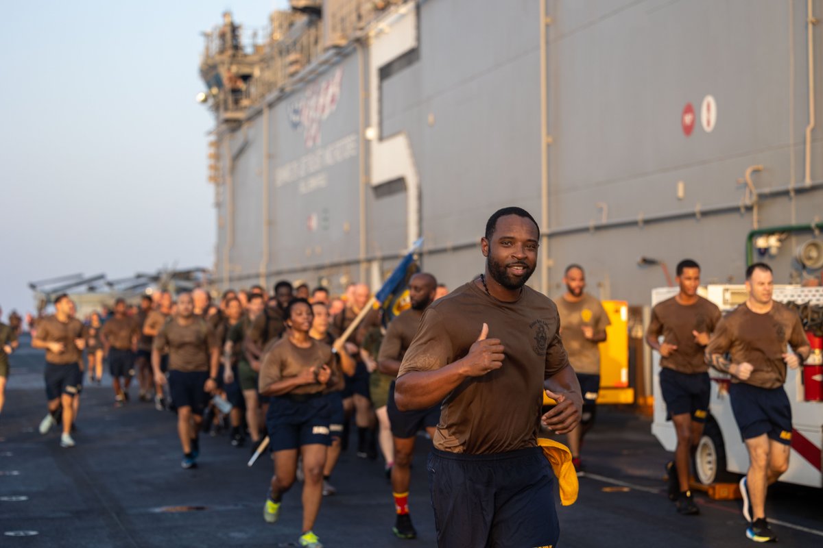 Forward Friday 🤝 Fitness Friday

Sailors, assigned to amphibious assault ship USS Bataan (LHD 5), and Marines, assigned to 26th Marine Expeditionary Unit (MEU), participate in a 5K run on the flight deck in the Arabian Gulf.

#ForwardPresence #USSBataan #AlwaysReady