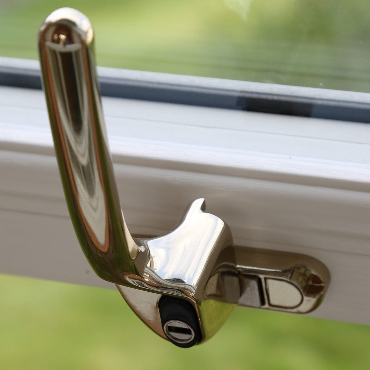 locksmiths_a1's tweet image. 🔐 Unlock Your Windows! 🔓

Struggling with stuck windows or faulty locks? 😫

We&apos;re here to help! Call us for a FREE, no-obligation quote! 🔑

For More Info: 
bit.ly/uPVC-Window-Re…

#WindowHandles #LockedWindows #HandleRepair #UPVCWindows #Locksmith #Security #SafetyFirst 🔒