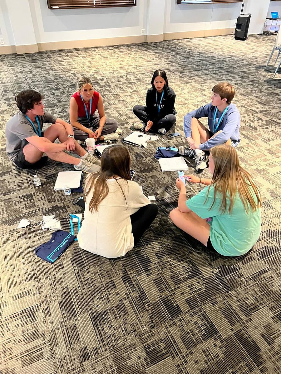 ⭐️Oklahoma Hall of Fame Teen Board Recap!
We had a great evening learning about fundraising. Thank you to Aaron Hart from Silas Salsa Company and Victoria Neafus from Olivia's Tree for sharing their story and products!

Teen Board is presented by the Chickasaw Nation