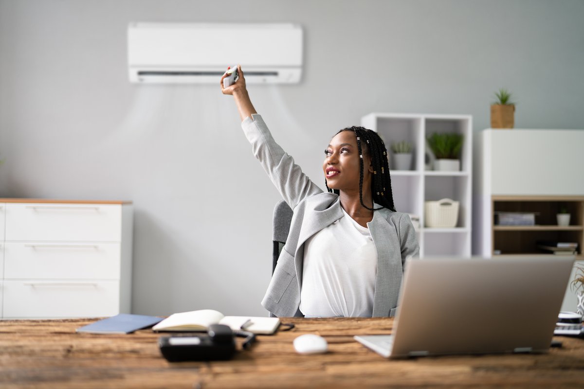 McMullenHVAC's tweet image. Effortlessly manage your commercial HVAC systems with automation. Our solutions bring convenience and efficiency to your fingertips. Smart control, optimal comfort. #HVACAutomation #SmartClimateControl