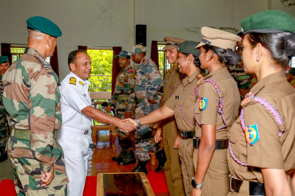 geetsen2000's tweet photo. "Hardwork is the formula for success"
Commodore Atul Kumar Rastogi, DDG, visited the TSC cadets at Madurai and motivated the cadets to give their 100% in AITSC at Delhi.  @HQ_DG_NCC
@Def_PRO_Chennai
@NCCDte_TNPAN @SpokespersonMoD https://t.co/fyhCr6Hs2Y