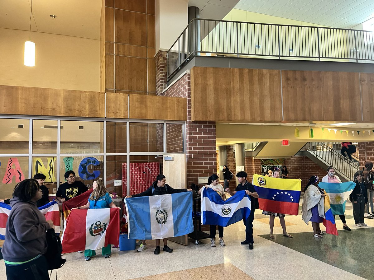 Huguenot High School tweet media