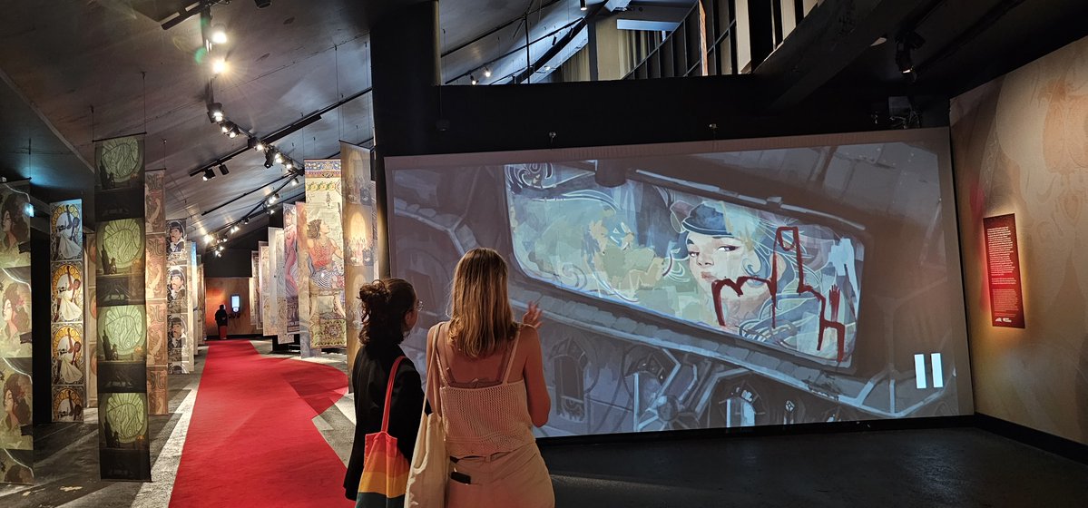 FaimpAvicom's tweet photo. Enjoy the #DigitalExhibition #EternelMucha at @GPImmersif with big #audiovisuals & interactive devices. The artist designed many posters for Sarah Bernardt & you can chat with her using #ArtificialIntelligence by @AskMonaParis. Free access with your @IcomOfficiel card https://t.co/5GwjPf8WSP
