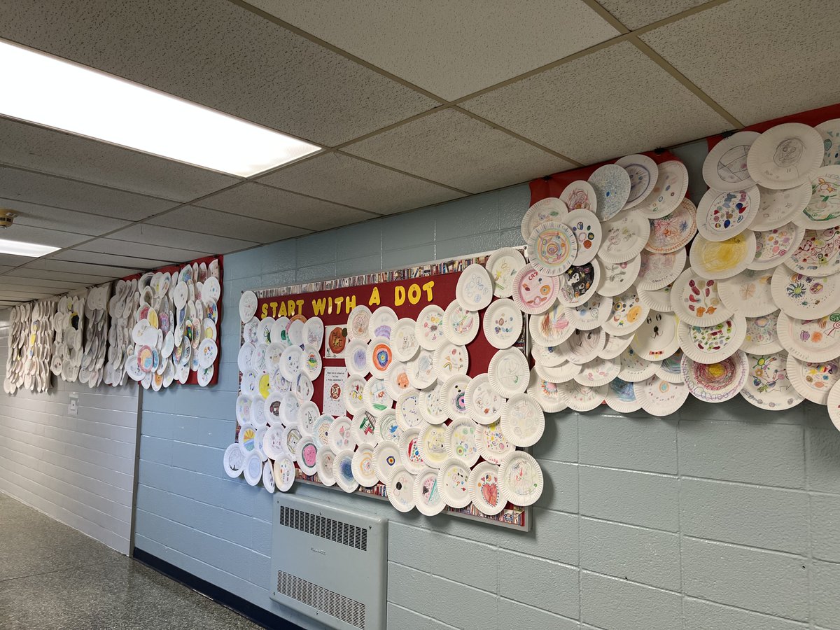LHCommons's tweet photo. LH actively connects the dots as we celebrate #DotDay and look forward to our visit with @peterhreynolds! @SummitSchoolsNJ @LHLionLeader https://t.co/JuxPxlewMQ