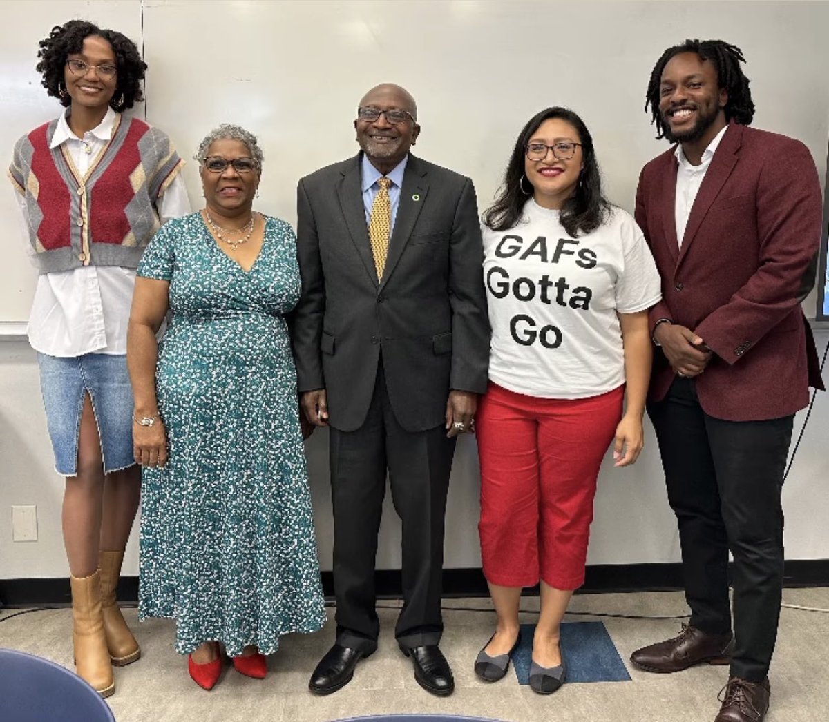 SouthernSectorRising tweet media