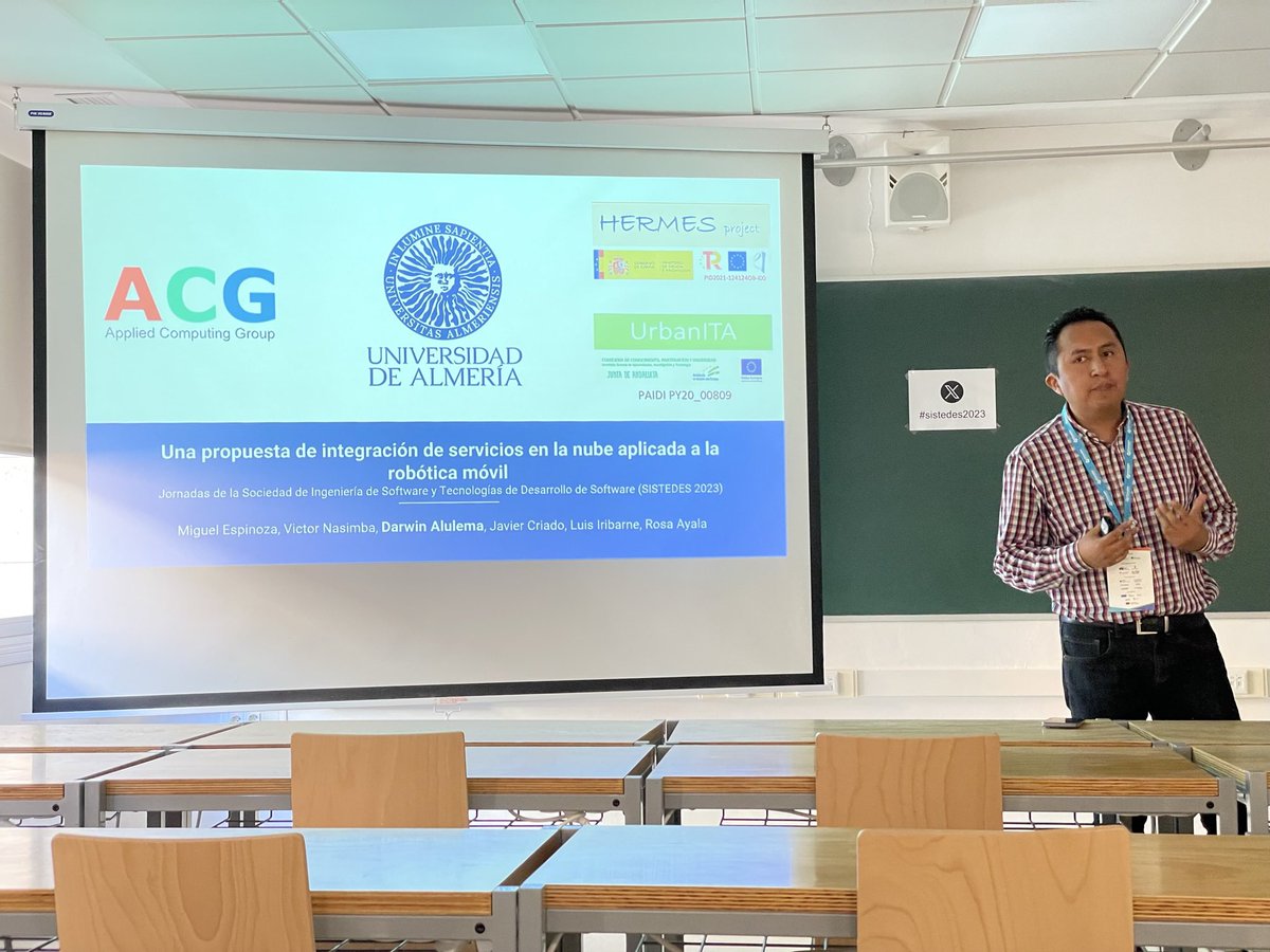 ACGTIC211's tweet image. Fantástica presentación de nuestro compañero Darwin “Una propuesta de integracion de servicios en la nube aplicada a la robotica movil” en las @JornadaSistedes #sistedes2023
