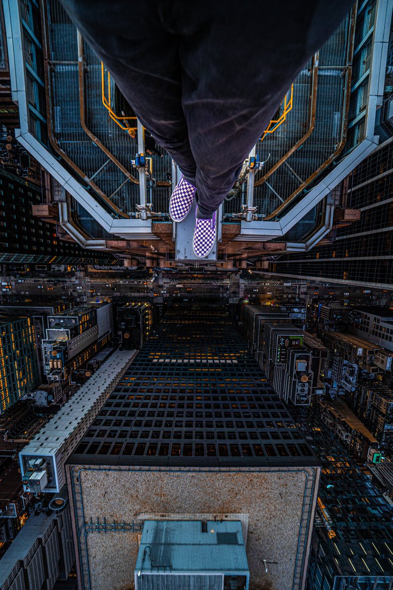 DrifterShoots's tweet photo. Above the streets of midtown https://t.co/KmR7GUqbJi