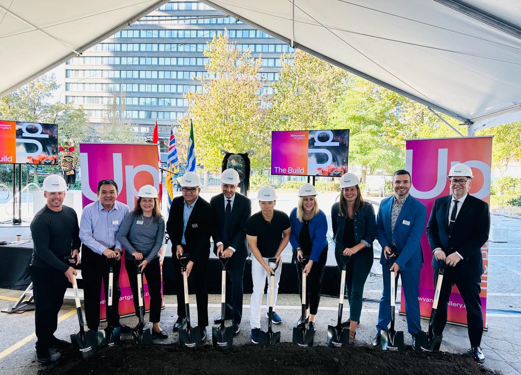 sarahkirby_yung's tweet photo. Very proud trustee today. Ground awakening for the long awaited and much anticipated fabulous new @VanArtGallery. Could not be more thrilled for our City. #yvrart
#artopens #artmatters https://t.co/Q8MZ3fAL36