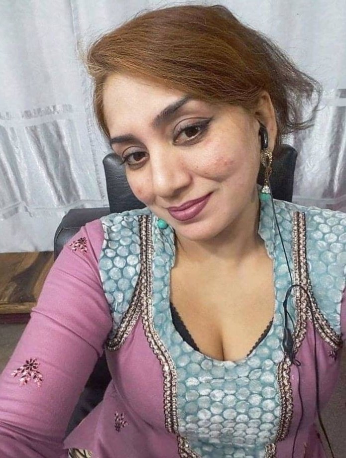 savita10204's tweet photo. I’m 40+ and you ? https://t.co/D84DdQQwDR