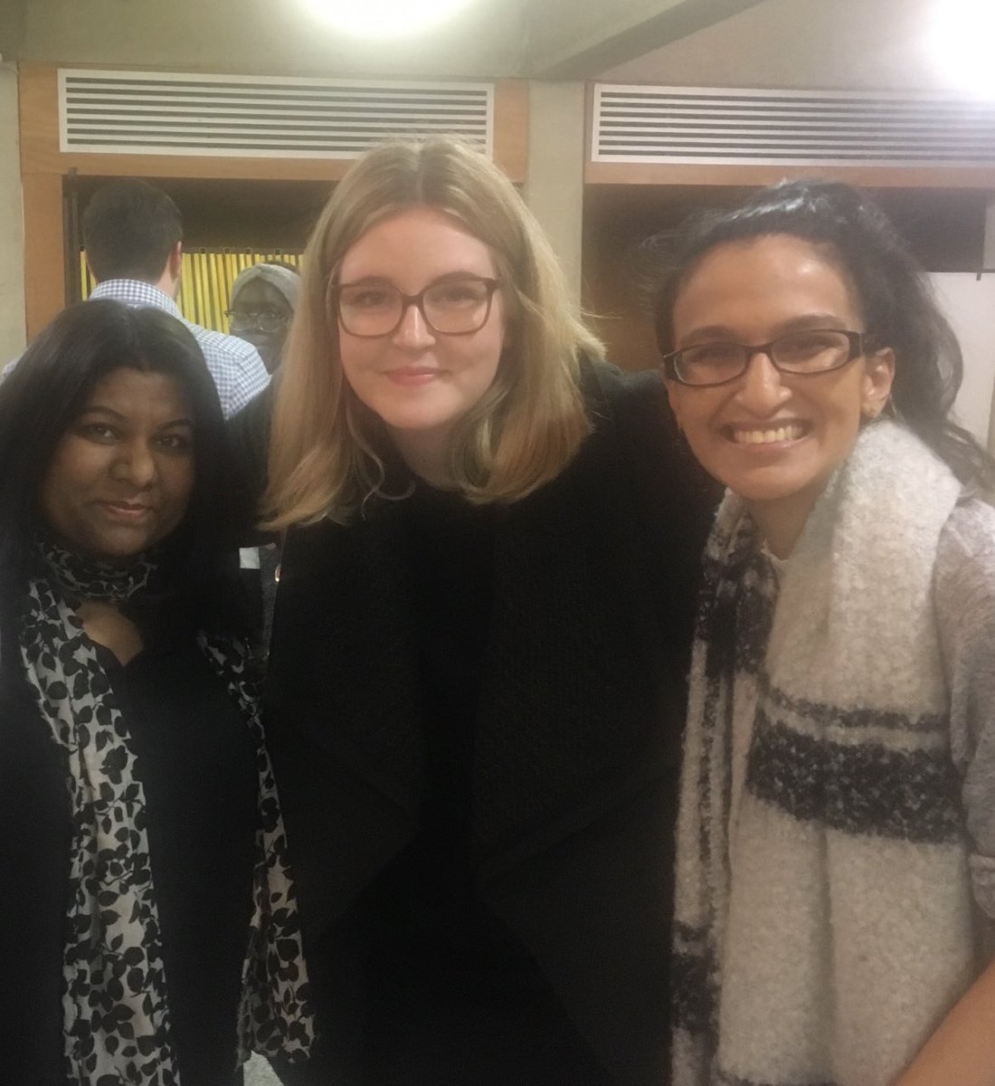 mun_artist's tweet photo. #Nostalgia
Such beautiful memories at @LondonBookFair
@Mmir08 #Katkrusch
#BookThings #Bookfriends https://t.co/gZIs0Ztb6z