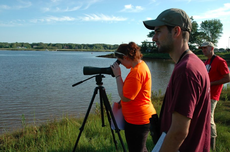 As a student in one of our #Environmental programs, you study on UNE's scenic #BiddefordCampus, where the waters of the Saco River flow into the Atlantic Ocean. It's the perfect location to study! Learn more at an on-campus info session: bit.ly/42JDks2 #UNE