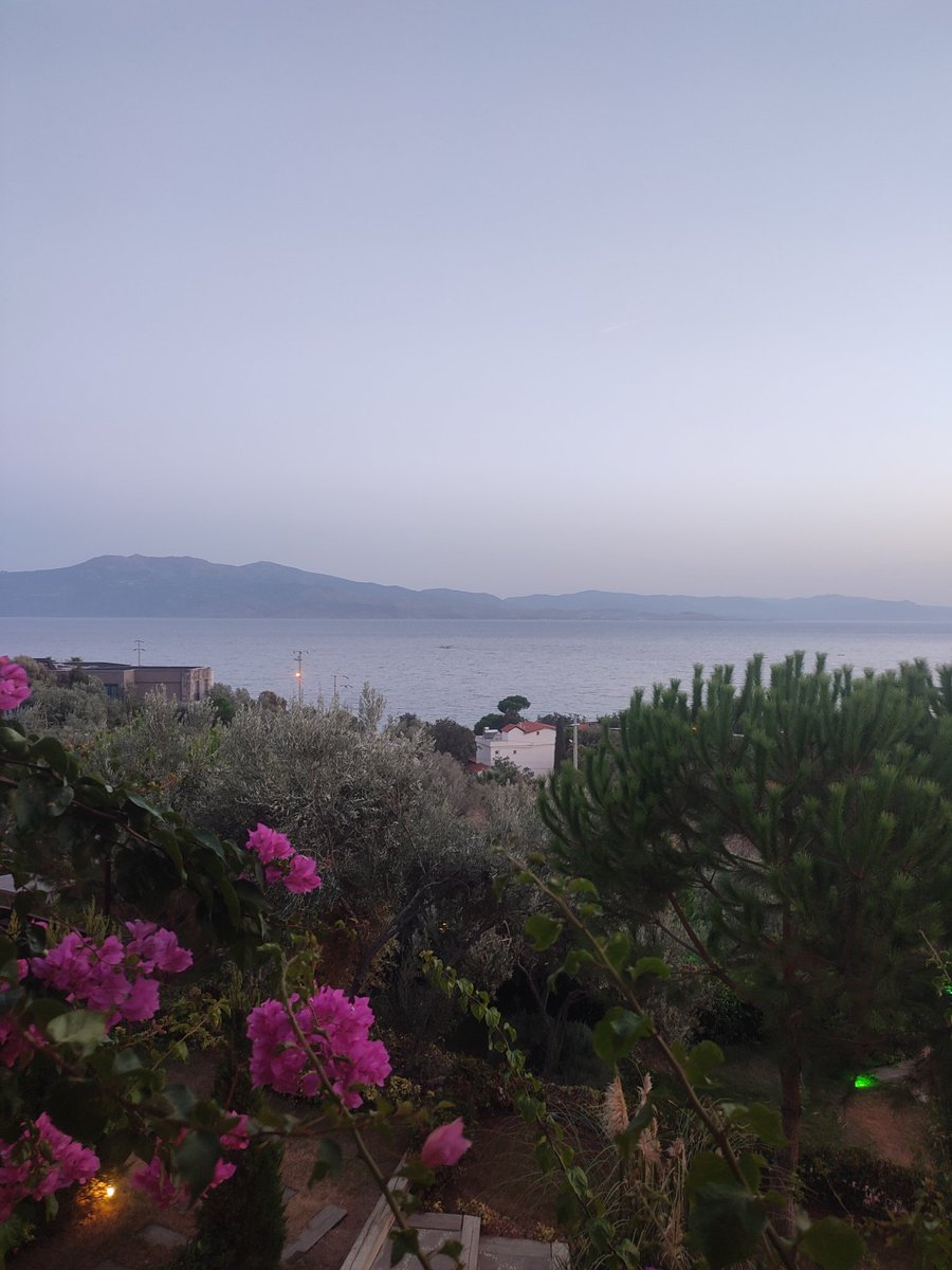 bulusazaad's tweet photo. #huzur https://t.co/3DxXq7K8yw