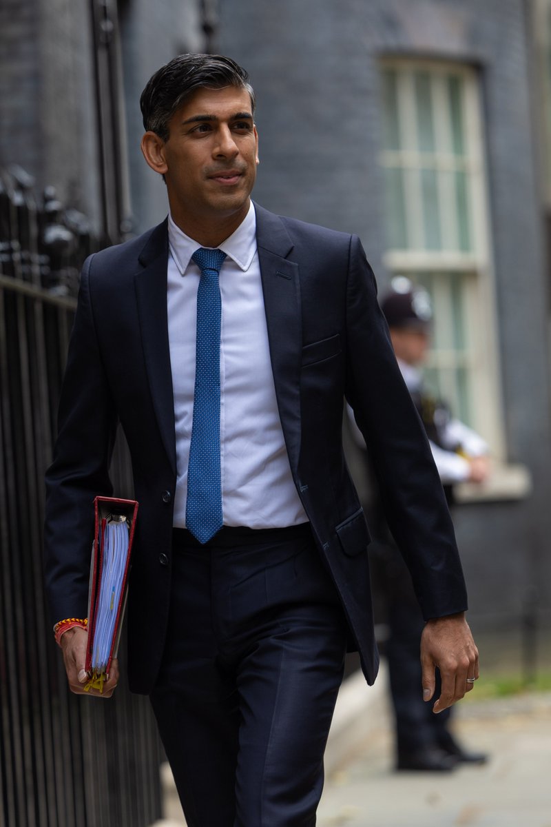 Rishi Sunak tweet media