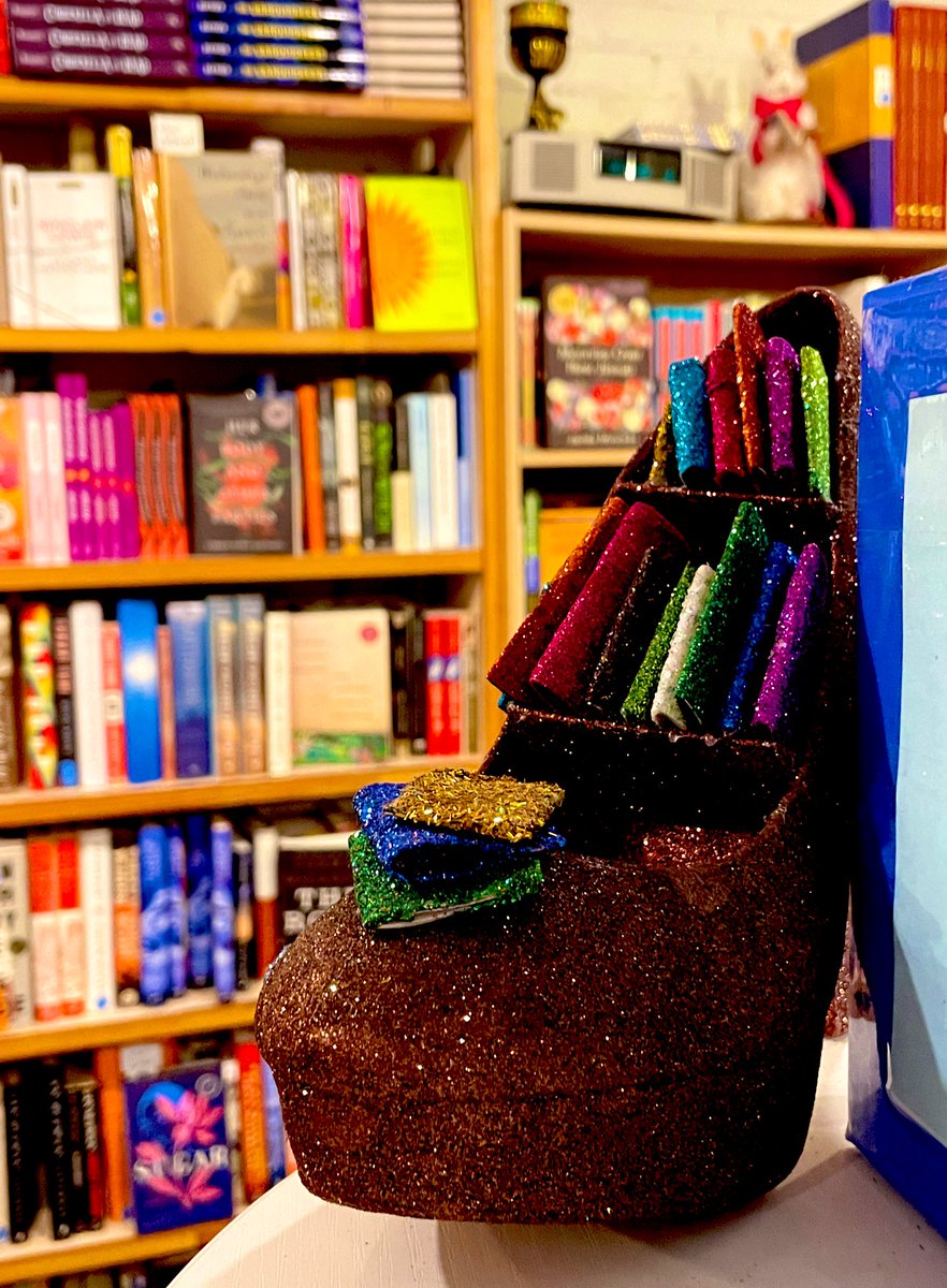 Consider8Media's tweet image. Fieldtrip #BookTwitter #IndependentBookStores #IndieBookShops