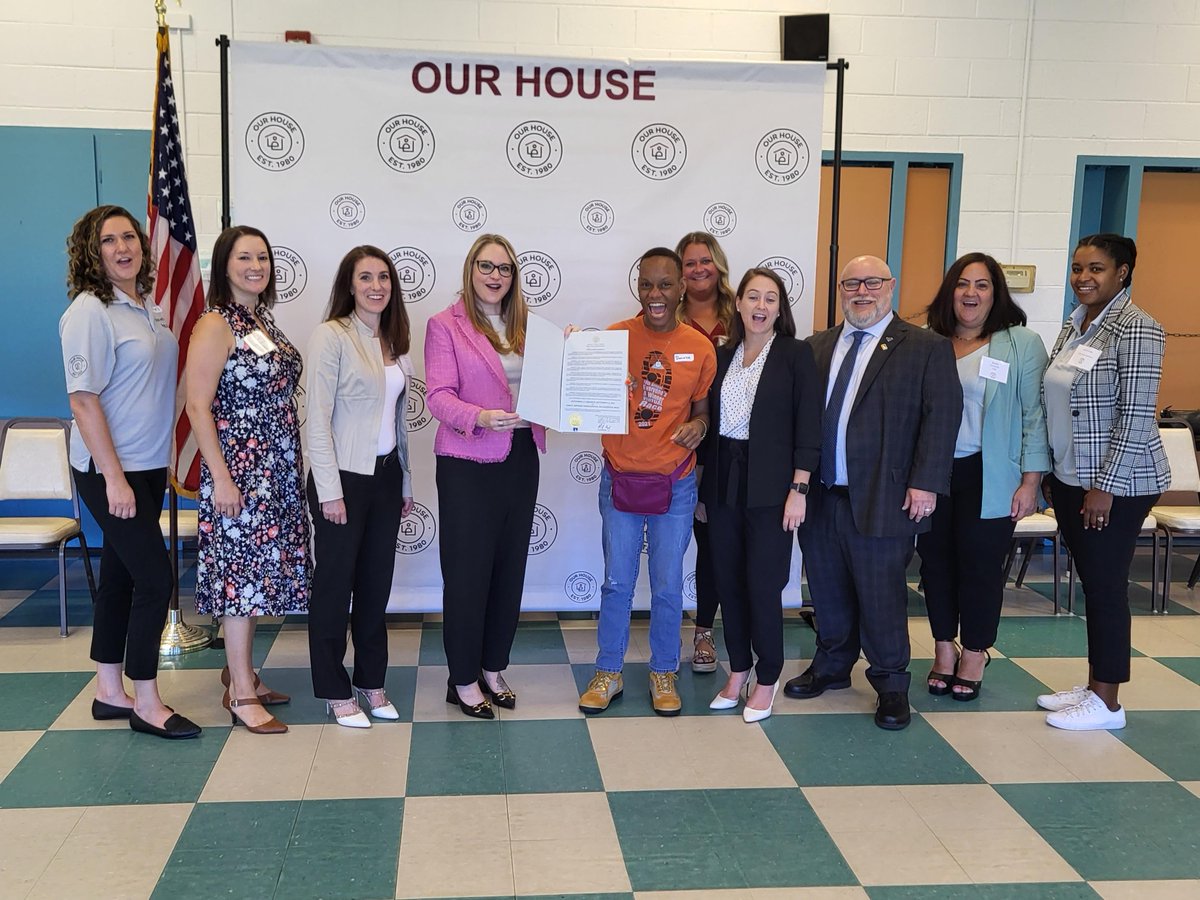 NJDHS's tweet photo. In honor of #DSPRecognitionWeek, @NJDHS Commissioner @sarahmadelman, DC @KayleeMcGuire_ and Asst. Comm'r Seifried visited Our House, Inc. to present @GovMurphy’s proclamation and meet with residents. https://t.co/BWxjhSE66W