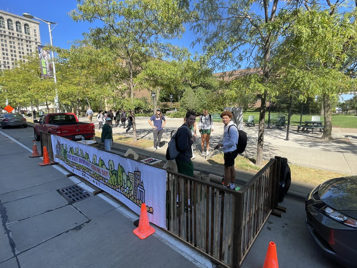 Thanks students <a href="/CSULevinCollege/">Levin College of Public Affairs and Education</a> <a href="/KentState/">Kent State</a> for the Parklets on Euclid Avenue today. Was riding 🚲 between meetings this morning <a href="/DowntownCLE/">Downtown Cleveland</a> &amp; took my next meeting by phone outdoors in the parklet. Great to meet Larkin the dog there too 🐕. Beauty Day in #CLE ☀️