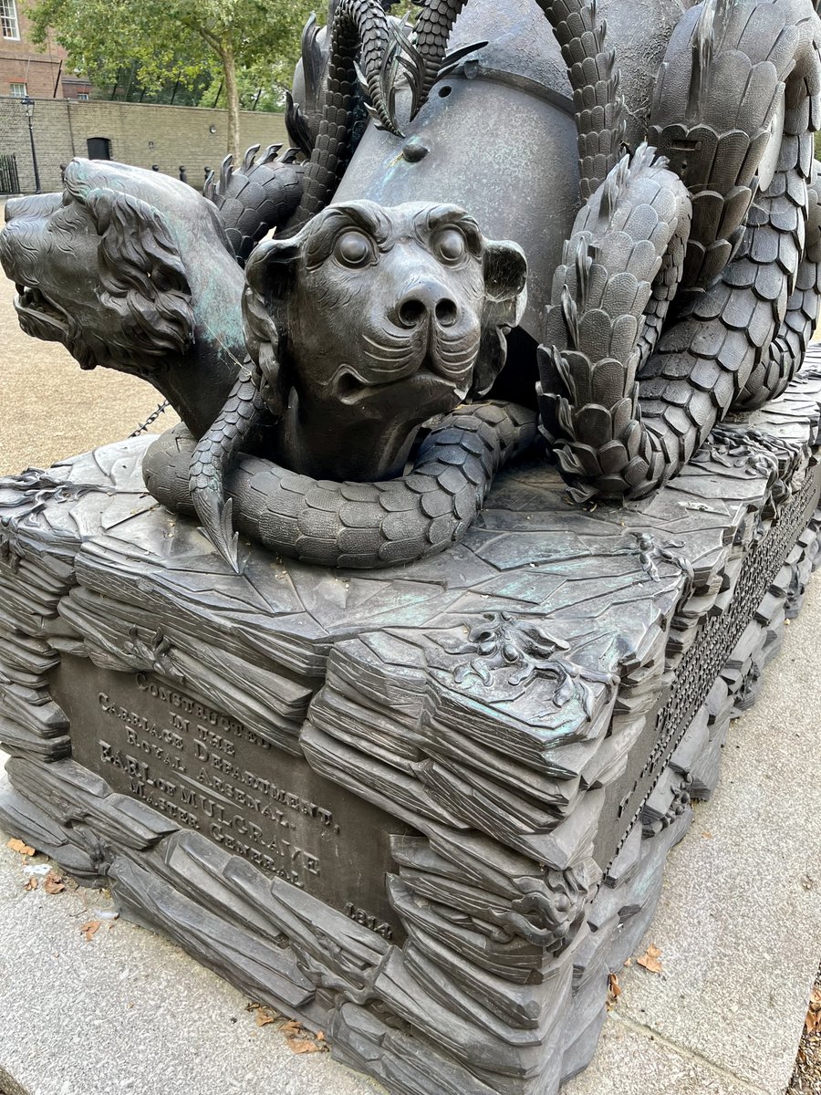 Cádiz Memorial, Downing Street London SW1 Cast iron sculpture Prop reference. 2 of 2