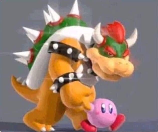 pyperxox's tweet photo. me forcing my man to do everything w me bcs im a baby https://t.co/Ux5R78Di3B