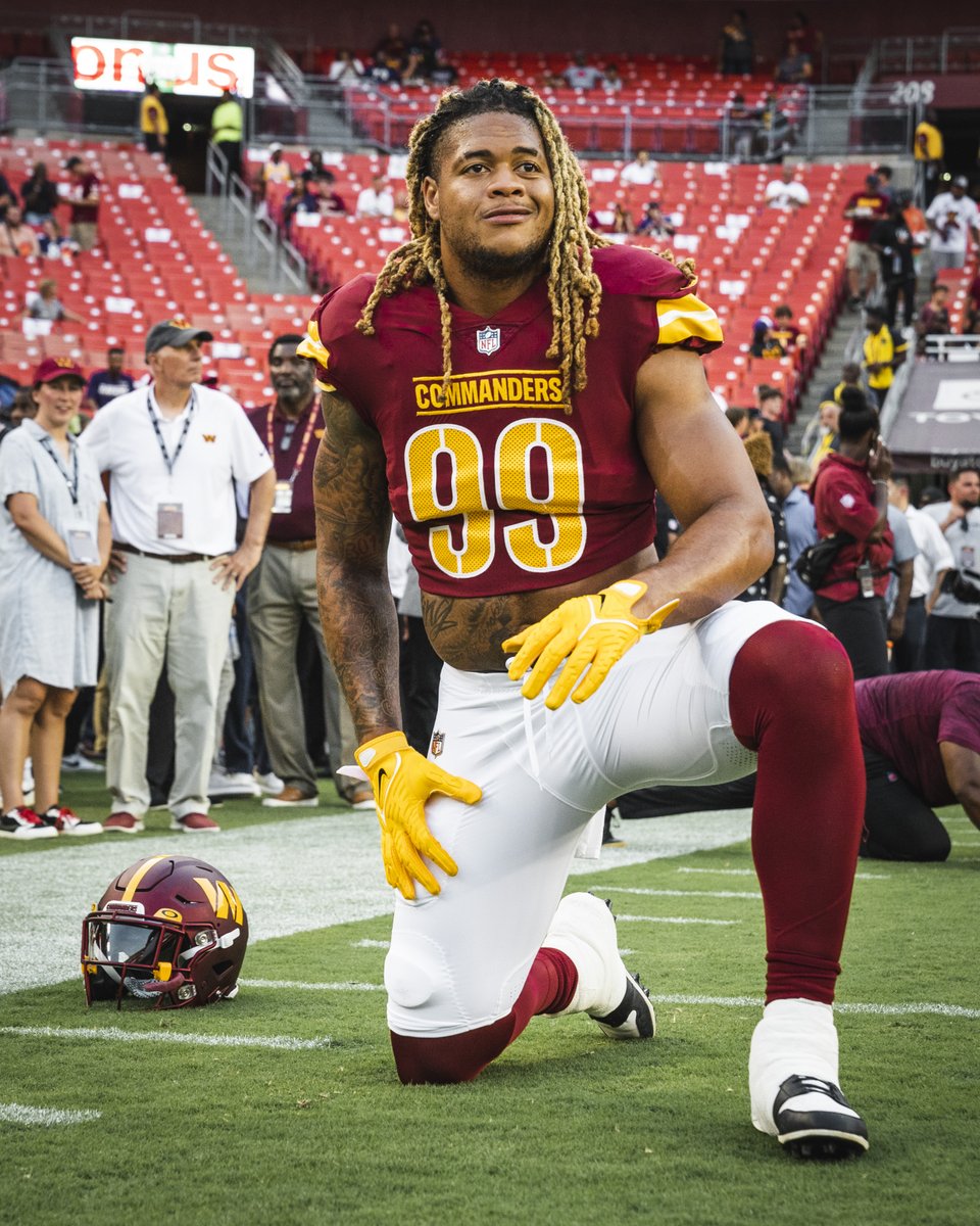 Commanders's tweet photo. DE Chase Young has been cleared and will be active for Week 2

📰 https://t.co/T14Ob70YH7 https://t.co/duocT48fRB