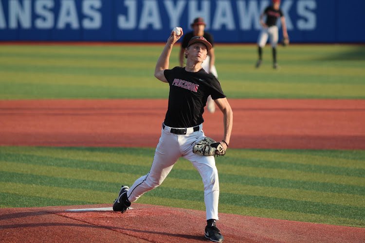 precisionballkc's tweet photo. ‘24 grad @porter_starnes opened up his Fall season in style last weekend @KUBaseball topping out at 89 with a wipeout slider at 82. CH was 80. @BVBaseballCoach BV High SR continues to excel on the mound. @PBR_Uncommitted @PBRKansas @PG_Uncommitted @PastimeAllScout @PGMidwestBB https://t.co/w1Ppqj5fCc