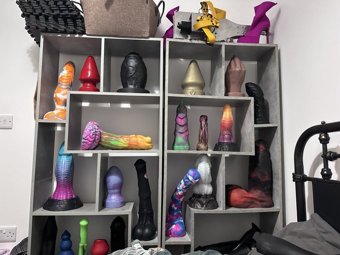 #BoxOfDildosChallenge Afraid there isn&rsquo;t a box big enough so have a wall of dildos instead! @FistingPlanet<a href="/tag/boxofdildoschallenge"class="tags">#BoxOfDildosChallenge</a>