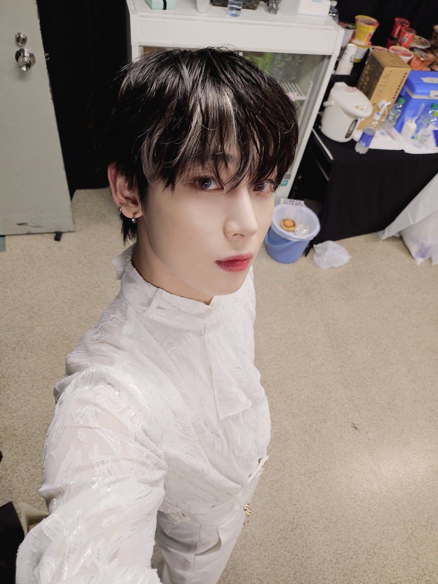 AsiaEnhypen's tweet photo. 2/4
#SUNKO #김선우 #ENHYPEN #엔하이픈 @ENHYPEN_members @ENHYPEN https://t.co/0hbvTXQebS