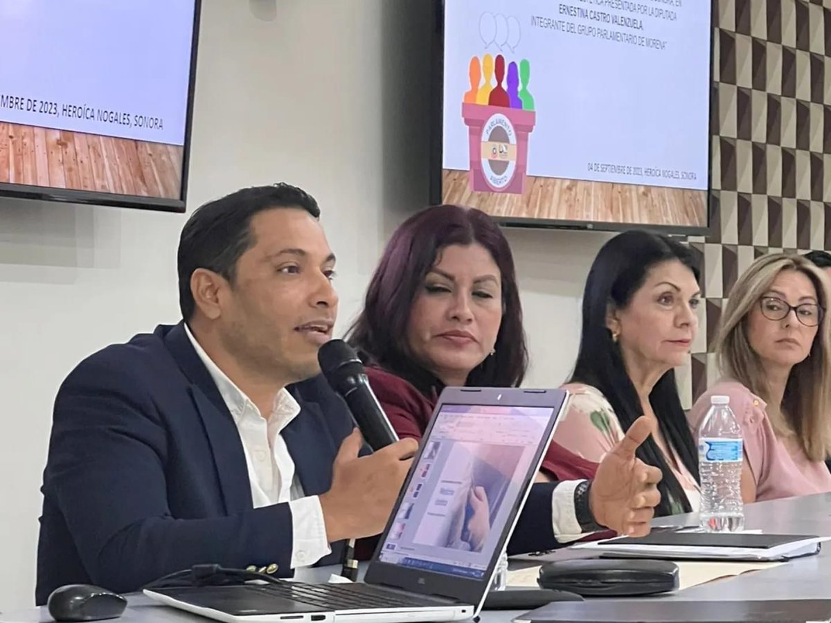 BMA_Sonora's tweet photo. Felicidades a Omar Guillen⁩ por el gran trabajo en Nogales con la Comisión: Asuntos de Gobierno y Gestión Legislativa.  Gracias a los compañeros Liliana Bernal y Raúl Guillén ⁩por representar a BMASONORA en este parlamento abierto  que consulta la reforma a la Ley de Salud. https://t.co/Vsp95ielXp