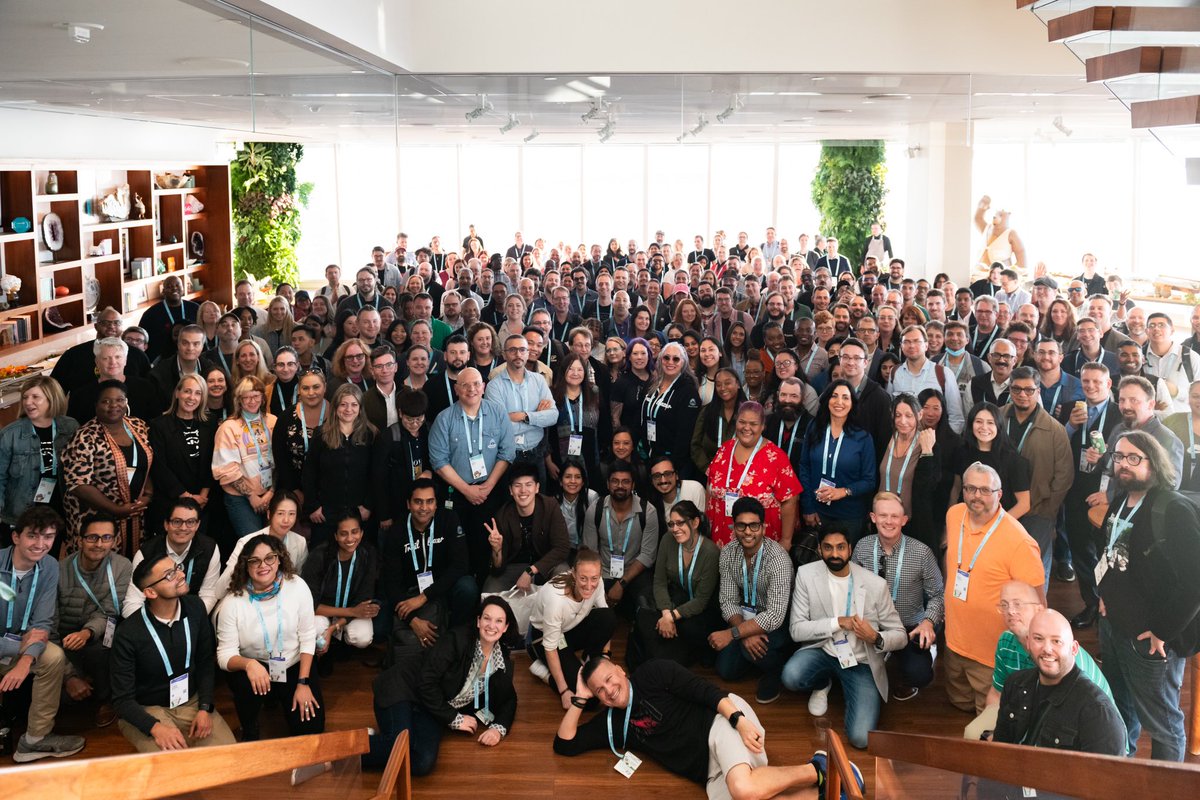 C_MajorForce's tweet photo. To say that Trailhead Academy was busy at #DF23  is an understatement! Starting with our #trailblazer bootcamp last weekend all the way through our amazing Hands On Workshops. We love our #trailblazers 🙌🏻 https://t.co/eTTE6vFIAS