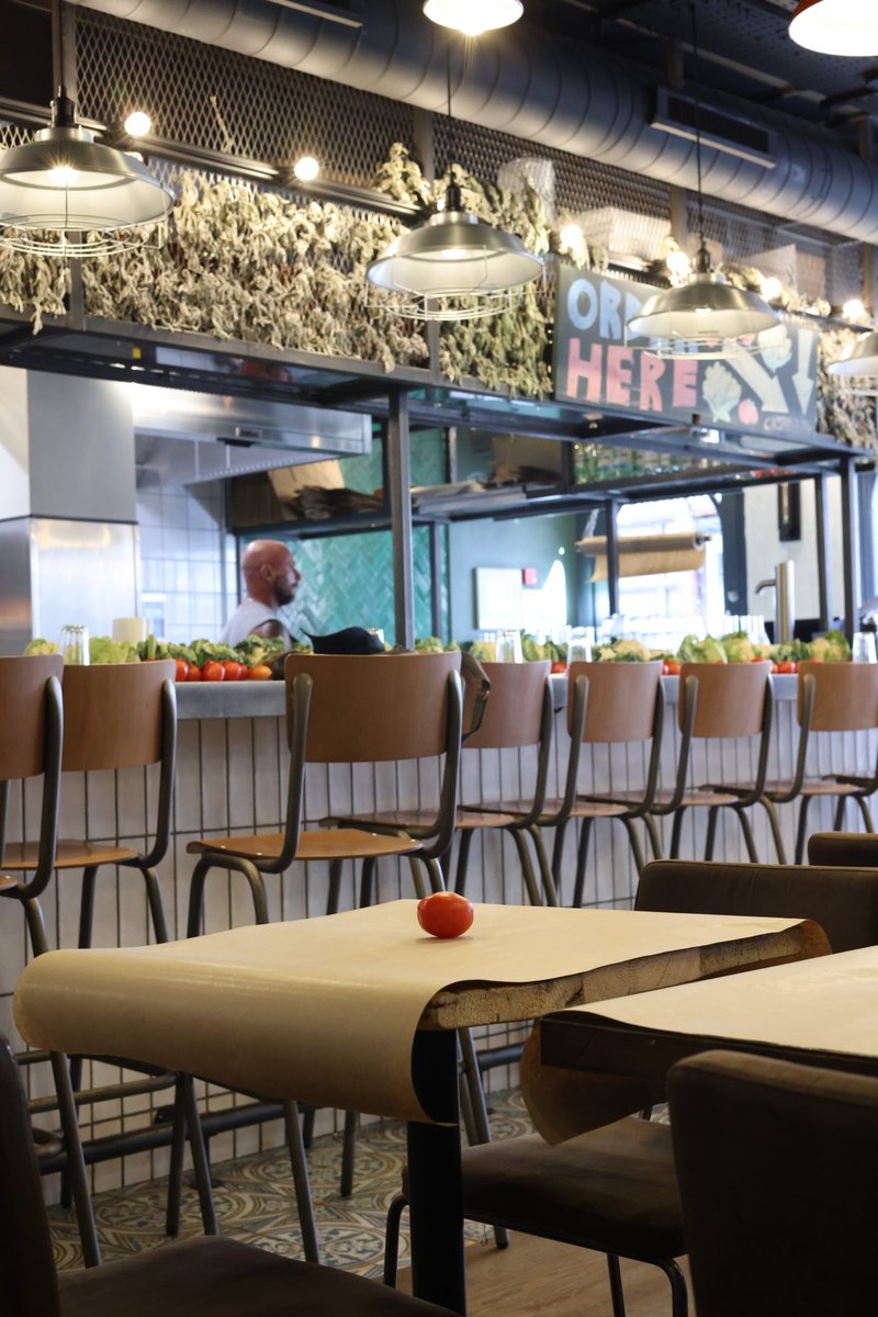 Lunch at Miznon Soho with <a href="/NoshableAdam/">Adam Layton</a> chatting burgers and tomatoes.