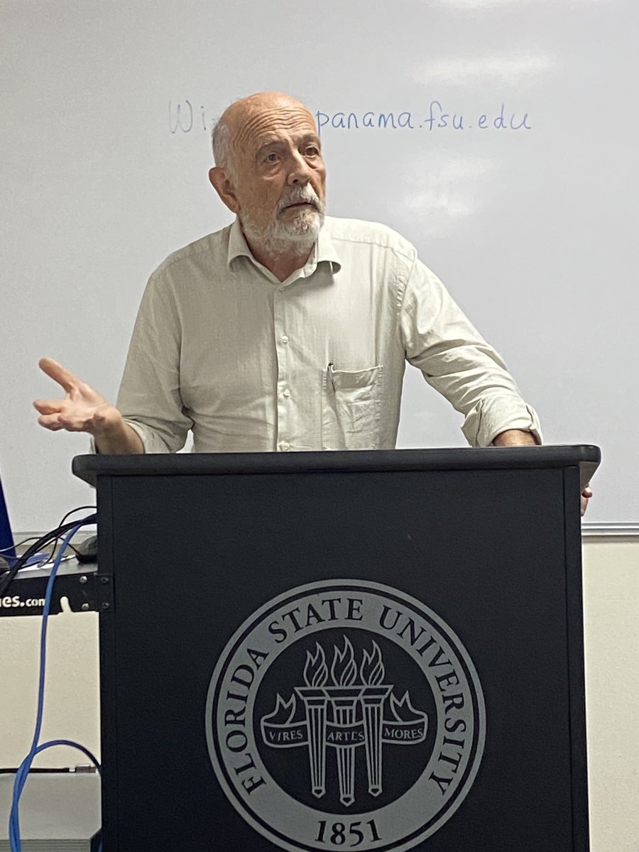 LinaVegaAbad's tweet photo. Manuel Alcántara, profesor emérito de la Un de Salamanca y maestro de tantos nos habla de los nuevos fenómenos políticos que enfrenta la democracia en ⁦@Redcacip⁩ https://t.co/NGT1UQmJDe
