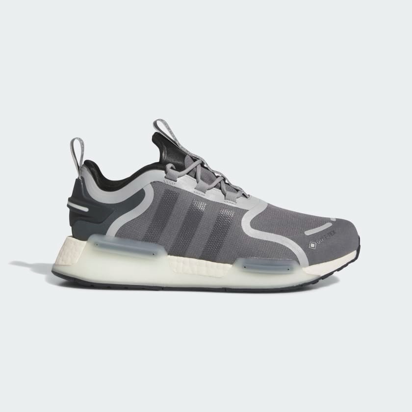 KicksFinder's tweet photo. Ad: Supportive for your ever-changing demands. Available via adidas US
adidas NMD_V3 GORETEX "Team Grey Four"
Use code AUTUMN for $53 + Free shipping and returns ($190 Retail)

>> https://t.co/4GFqkCmKl6 https://t.co/jZQ3I6OxGI
